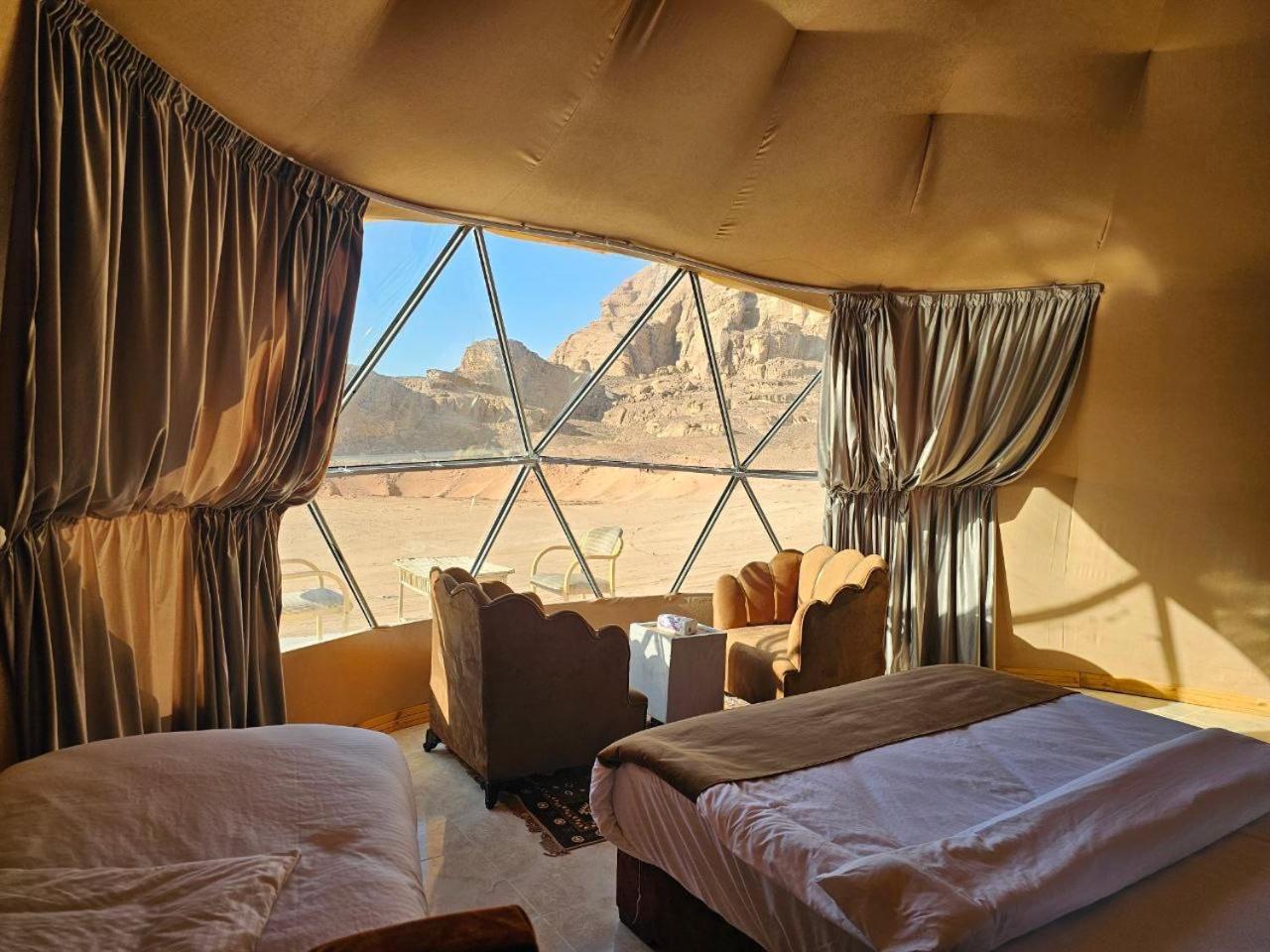 Wadi Rum Oscar Camp Exterior photo