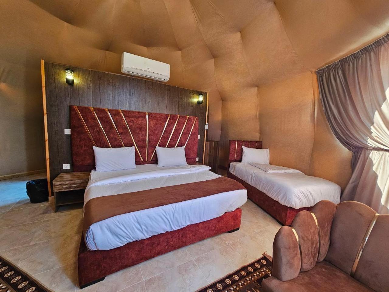 Wadi Rum Oscar Camp Exterior photo