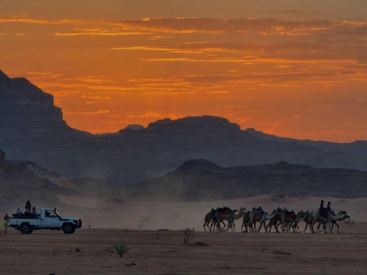 Wadi Rum Oscar Camp Exterior photo